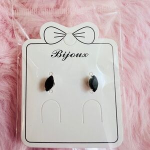 Elegant Black Zircon Stud Earrings